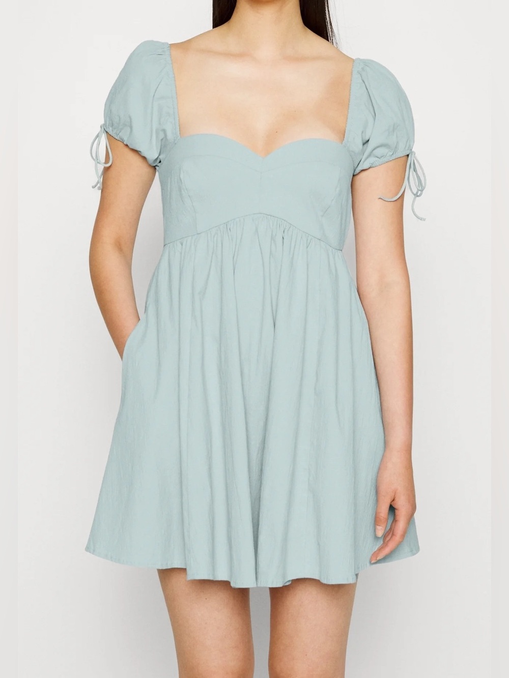Abercrombie Sweetheart Neck Puff Sleeve Mini Dress